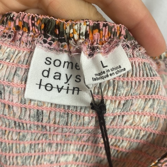 URBAN Outfitters Somedays Lovin Dream Boy Cropped Top - Size Large NWT - Picture 6 of 12